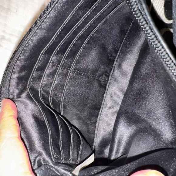 Coach Black and Gray Signature Jacquard Shoulder Bag - Picture 3 of 5